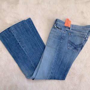 NEW- Seven For All Mankind Jeans, flare